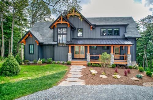 Elk Park House | One More Day at Eagles Nest