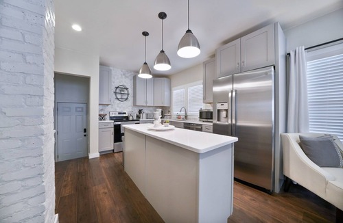 Northeast South Bend House | Only a half mile to Notre Dame and Eddy street Just Remodeled