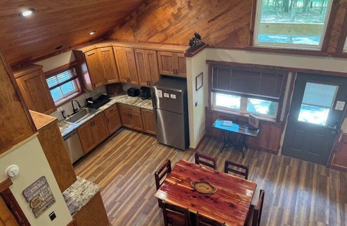 Mount Ida House | Ouachita Crystal Cabin 2