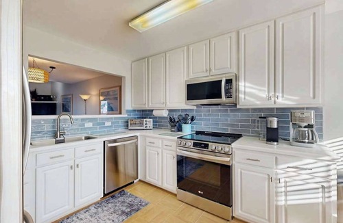 Ocean View Condo | Panoramic bayfront escape, near Bethany Beach, pool & amenities
