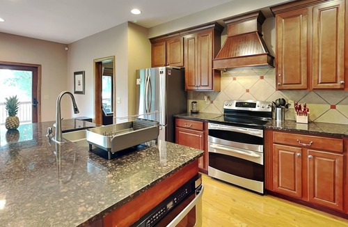 Swanton House | Paravel | Epic Retreat, Private Dock, Hot Tub