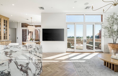 Willo House | “Paris Has Its Brownstones. Phoenix Has 54 W Palm.”