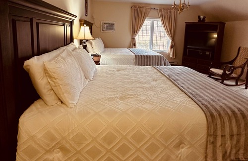 Perth-Andover Hotel | Pathsaala Inn