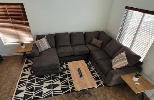 Laughlin House | Peaceful Getaway, Great for Long stays!