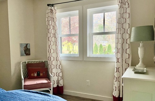 Swannanoa Cottage | Peaceful Mountain Valley Cabin Located Between Asheville And Black Mountain.