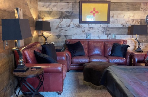 Taos Ski Valley Cabin | Peaceful & Spacious Cabin in Red River