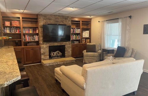 Lenoir Apartment | Perfect Location in Charming Lenoir, NC