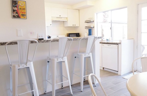 Chinatown House | Pet Friendly 2-bedroom townhome in Las Vegas 3 miles from Strip