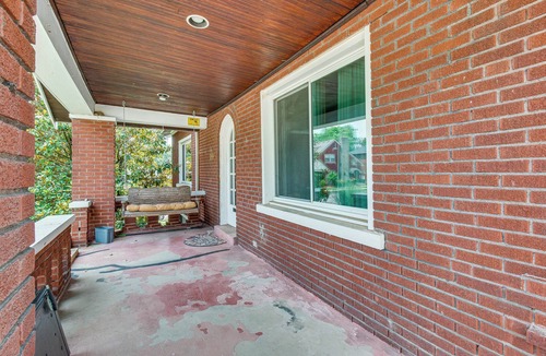 Fort Thomas House | Pet-Friendly Fort Thomas Vacation Rental w/Deck!