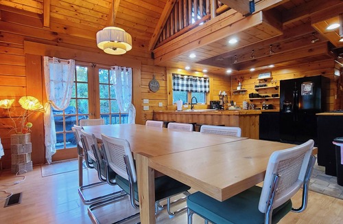 Stanton House | Pool - Fire Pit - RV Parking - Movie Theater - Arcade - Family Friendly
