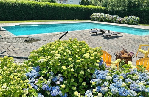 Orient Point House | Poolside Orient Pt by the sea