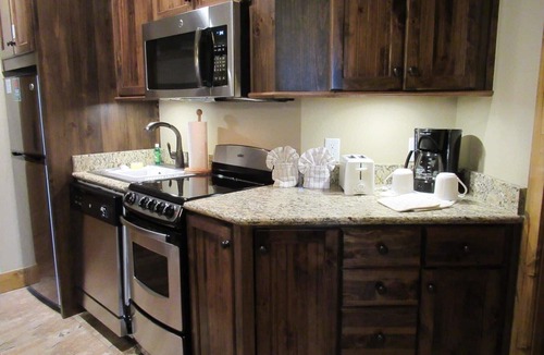 Gatlinburg Villa | Price reduced! - Premier 5-star Resort + Water Park