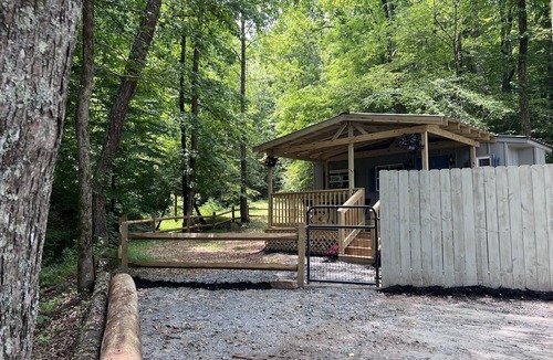 Rutherfordton Cabin | Private 1BR Cabin With Fenced In Dedicated Yard