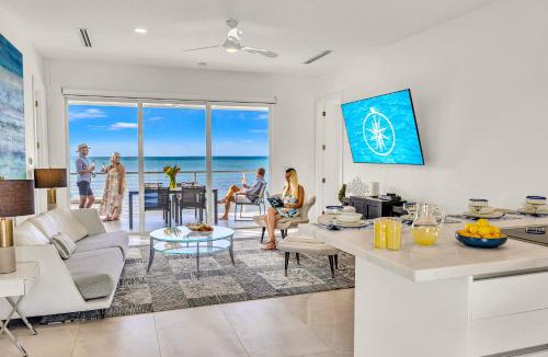 Islamorada House | Private Beach Private overwater dock Heated Pool Mahi Key