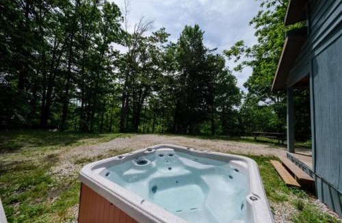 Stanton House | Private Getaway 3BR wHot Tub