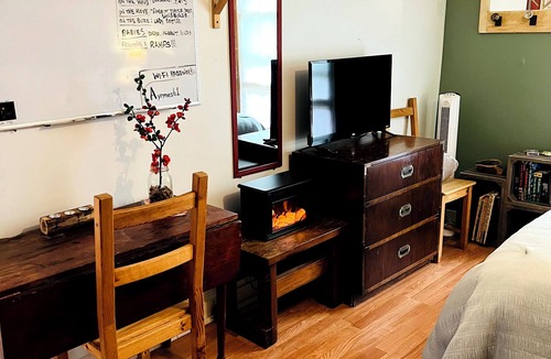 Advent Other | Private Glamping Cabin set in Woodland Paradise- Welcome to the Rustic Roost!