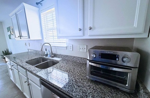 Charlotte House | Private Home - Minutes from UNCC & Uptown