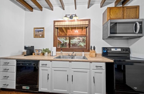 Canvas Cabin | Private, Hot Tub, 2 Acres, Fire Pit, Small Pond, Outdoor Dining