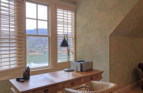 Lake Lure House | Private Lakefront Estate | Hot Tub | Game Room | Boathouse | Kayaks & SUPs