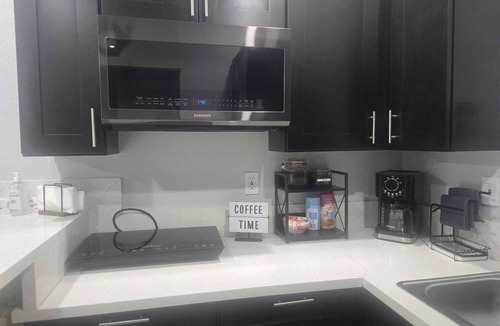 North Las Vegas Apartment | Private & Relaxing Guest Suite of Las Vegas!/W&D