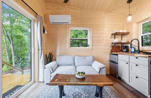 Brevard Cabin | Private Treehouse with Sauna and Epic Views!