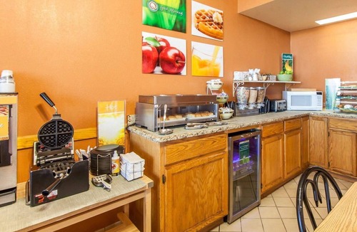 Maysville Hotel | Quality Inn Maysville