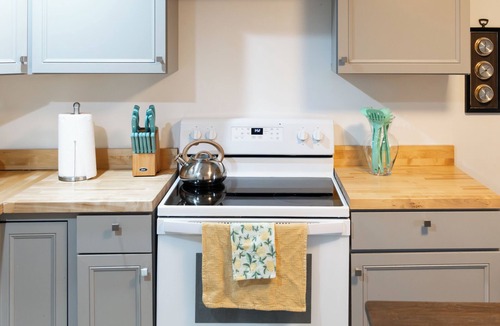 Johnson City Apartment | Quiet Retreat in the Tree Streets!