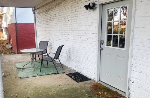 Johnson City Apartment | Quiet Retreat in the Tree Streets!
