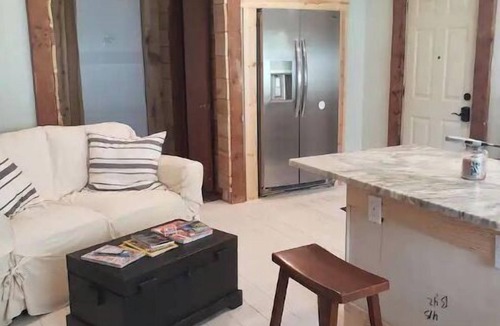 Stanton House | Red River Gorge Farmhouse-50 acres-wifi-pet friend