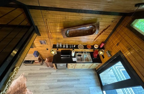 Campton House | Red River Gorge TreeTop Cottage|Hot Tub|Sauna|WiFi