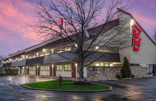 Lexington Hotel | Red Roof Inn Lexington