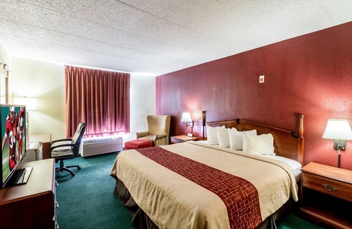 Morehead Hotel | Red Roof Inn Morehead