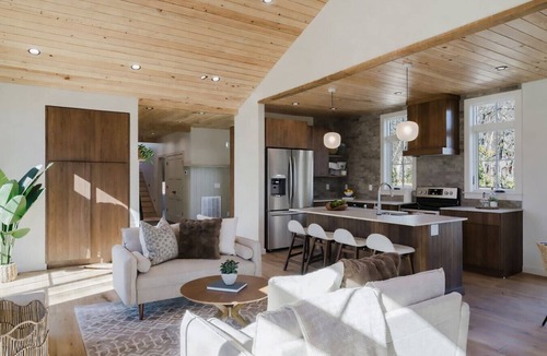 Old Fort House | Refined Mountain Cabin on Pisgah Trails