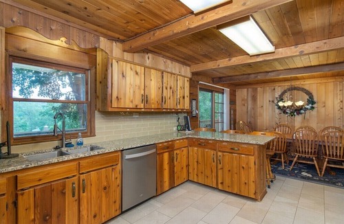 Lake Lure House | Relaxation Station at Rumbling Bald