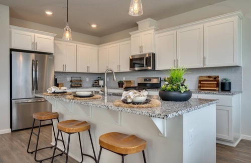 Carver House | Relaxing Getaway w/Pool Access!