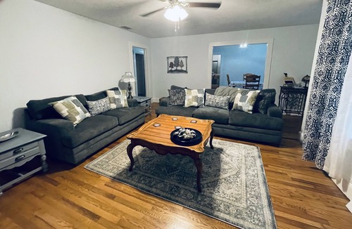 Bakersville House | Renovated and updated farmhouse with large outdoor deck!