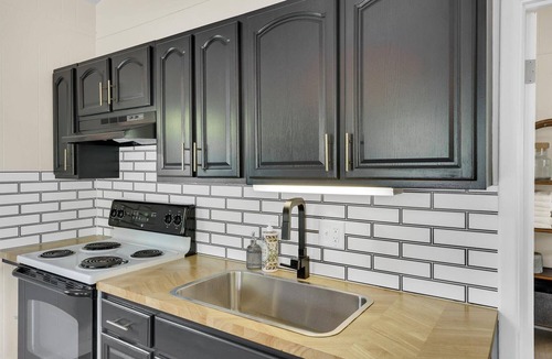 Newland Ski Chalet | Rent the *Whole Camp* Sleeps 15!