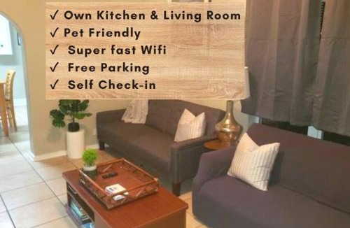 La Marque Apartment | Rental Unit Close to NASA and Kemah Boardwalk
