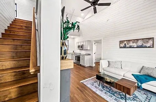 Sevierville Cabin | Retreat Cabin: Gatlinburg Pigeon Forge Dollywood Sevierville
