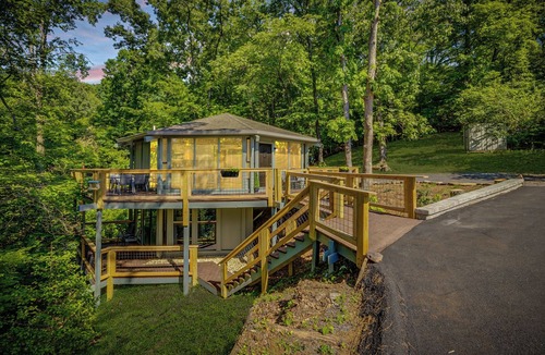 Bristol Ski Chalet | Retreat in Bristol TN close to Bristol Motor Speedway and South Holston Lake