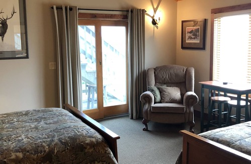 Corner Bed & Breakfast | ReWild Ranch
