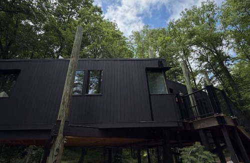 Brevard Cabin | Ridgeline Treehouse at Cherryfield Luxury Camping