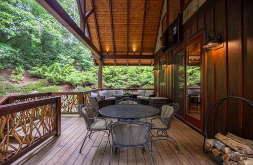 Elk Park House | River Sound Cabin at Eagles Nest