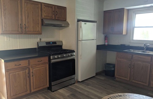 Madison House | Riverboat Inn and Suites