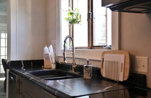 Two Rivers House | Riverfront Getaway