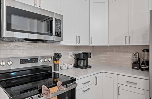 Dayton House | Rivers Edge Retreat For 10ppl