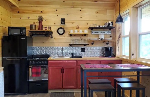 Smith Cabin | Riverview Paradise Cabin