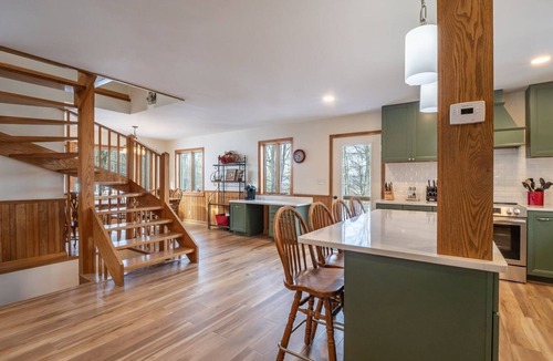Northface House | Robyn`s Nest - 304 Slopeside Road