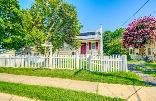 Rockville House | Rockville Home w/Spacious Yard: 17 Mi to DC!