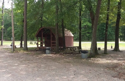 Murfreesboro Cabin | Rustic Cabin number 2 for a low price